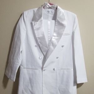 Boys white tux 4pc